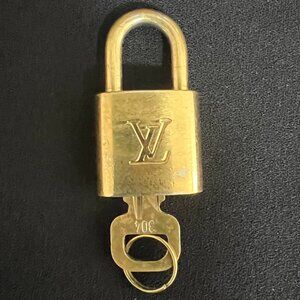Louis Vuitton Lock & Key #304